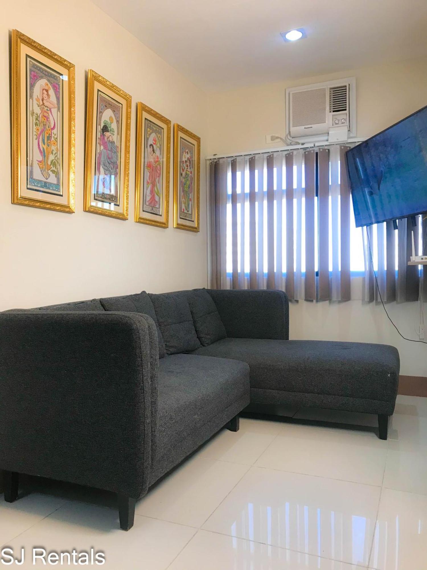 2 Bedroom Condo @ Midpoint Residences W/ City View Mandaue Eksteriør billede